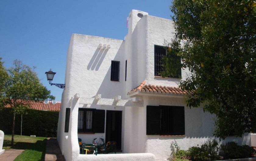 Location de vacances - Villa à Matalascañas - Maison confortable pour 8 personnes 2 chbres 2 SDB 2 terrasses 1 patio