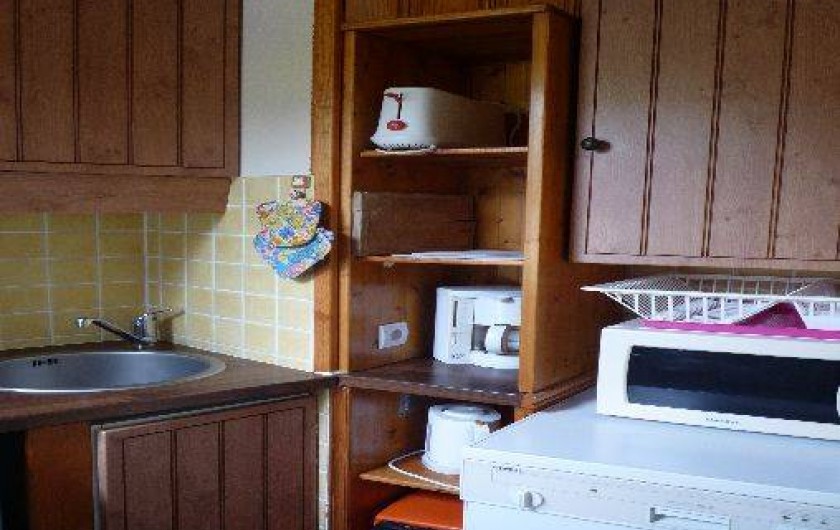 Location de vacances - Appartement à Les Menuires - Cuisine  : vue lave-vaisselle
