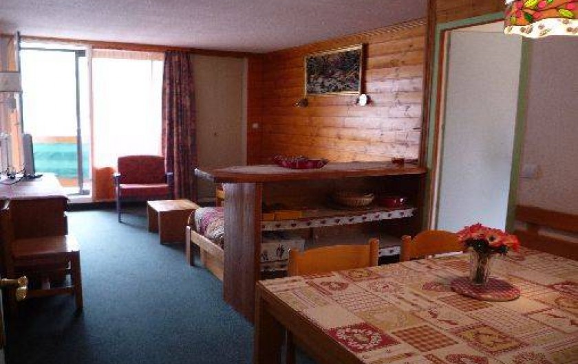 Location de vacances - Appartement à Les Menuires - Entrée dans la pièce de vie