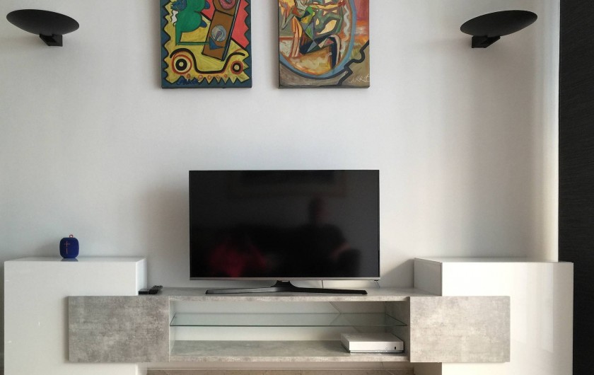 Location de vacances - Appartement à Cannes - Coté salon TV