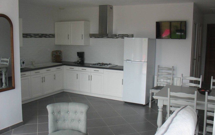 Location de vacances - Gîte à Clohars-Carnoët - Pièce à vivre et cuisine N°6 6/8 pers