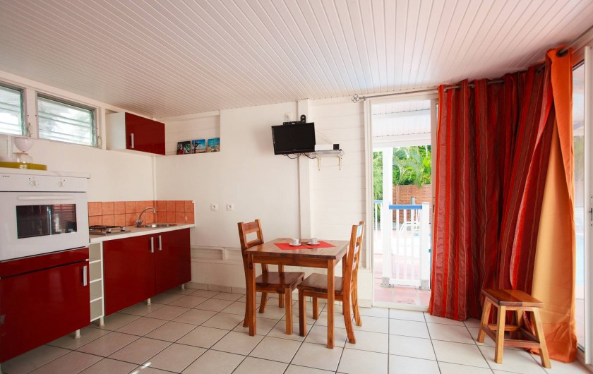 Location de vacances - Appartement à Le Diamant - cuisine/ espace à vivre -bungalow