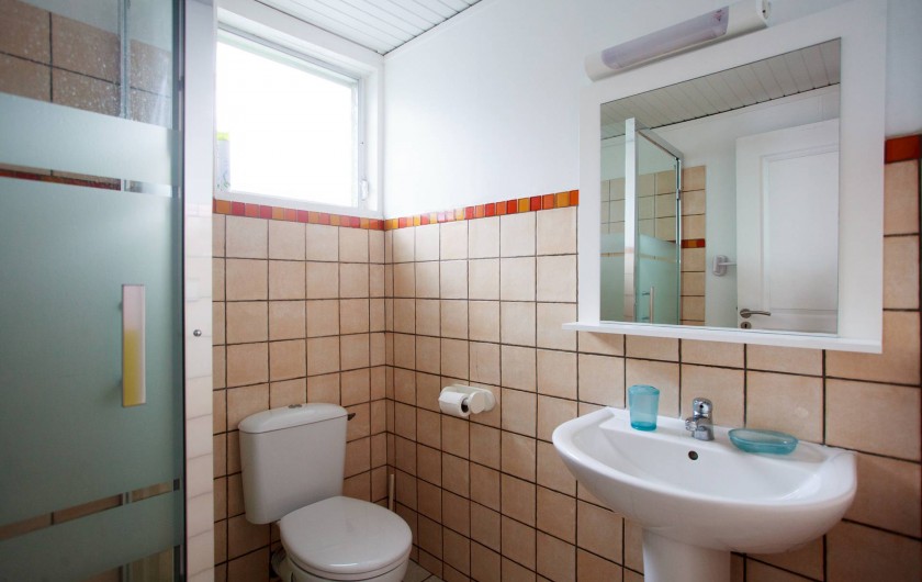 Location de vacances - Appartement à Le Diamant - salle d'eau -bungalow