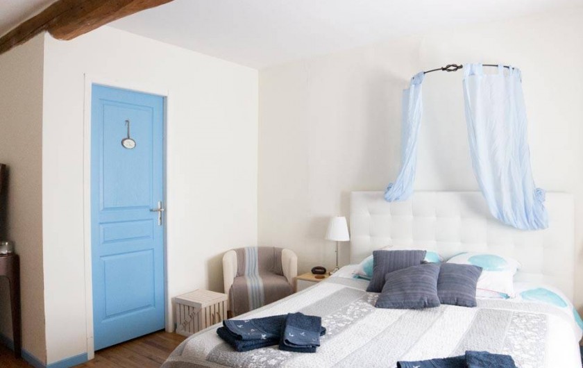 Location de vacances - Chambre d'hôtes à Senouillac - Chambre "Bleue Pastel"