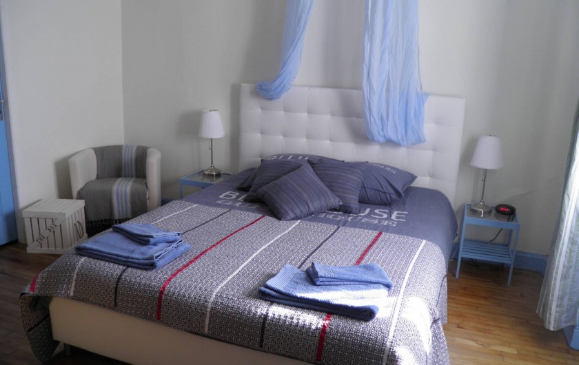 Location de vacances - Chambre d'hôtes à Senouillac - Chambre "Bleue Pastel"