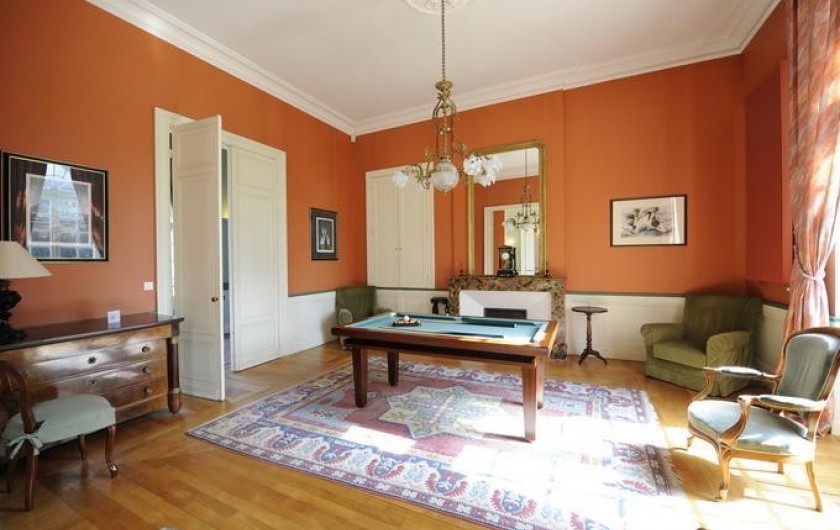 Location de vacances - Château - Manoir à Beychac-et-Caillau - salle de billard