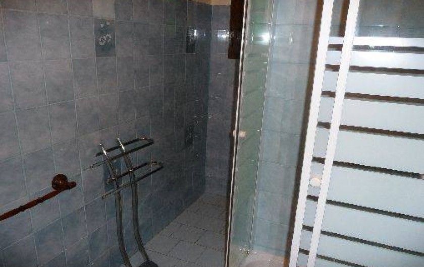 Location de vacances - Studio à Vidauban - salle de bain