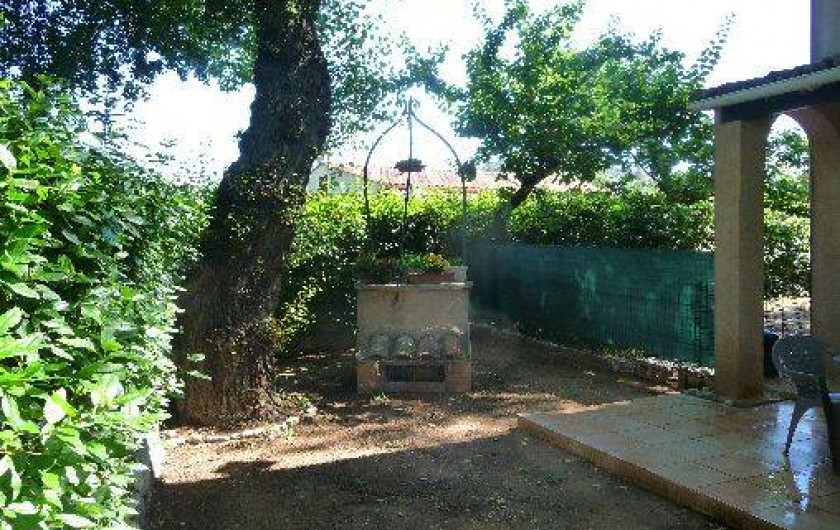 Location de vacances - Studio à Vidauban - jardin