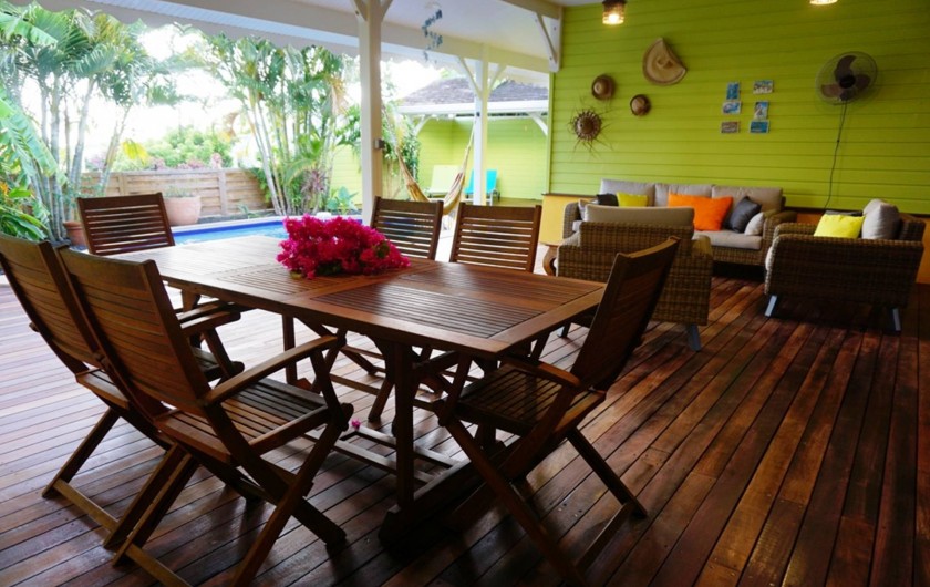 Location de vacances - Villa à Sainte-Luce - sejour salon