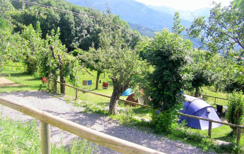 Location de vacances - Chalet à Saint-André-d'Embrun - Emplacement de tente
