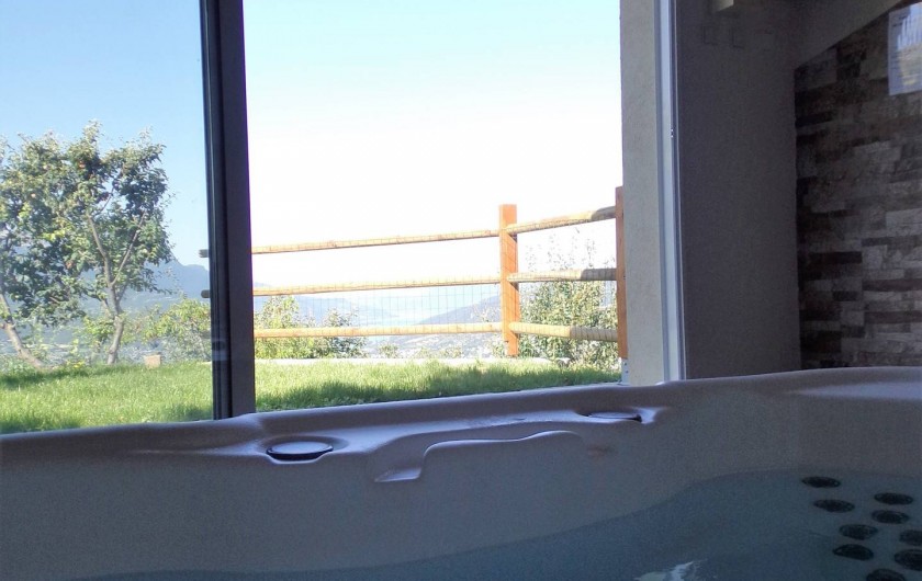 Location de vacances - Chalet à Saint-André-d'Embrun - Espace détente / spa