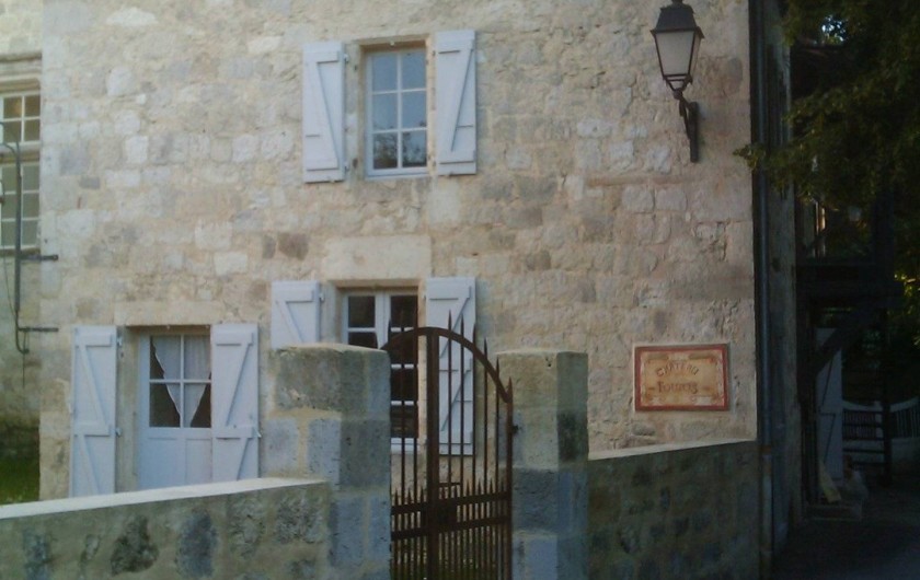 Location de vacances - Maison - Villa à Fourcès - Accès rue piétonne village