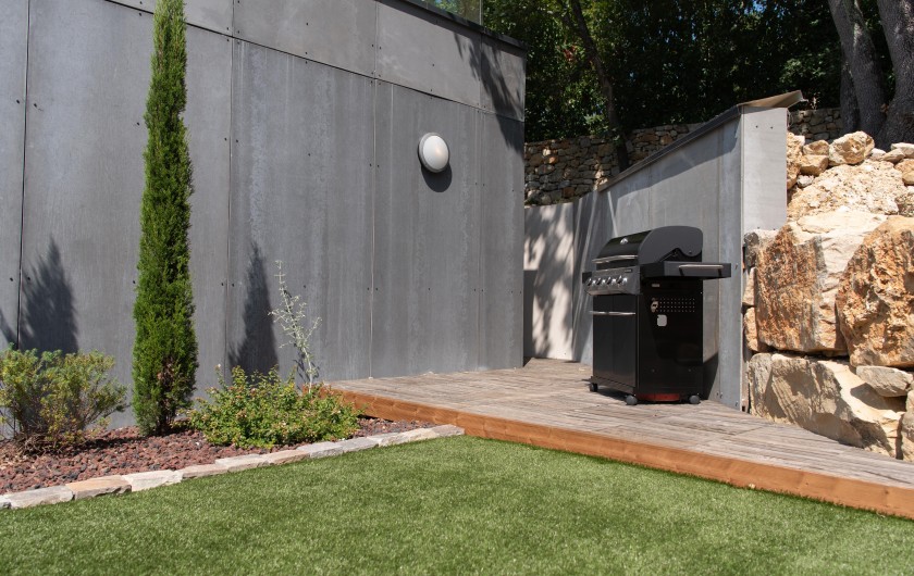 Location de vacances - Villa à Callian - Barbecue