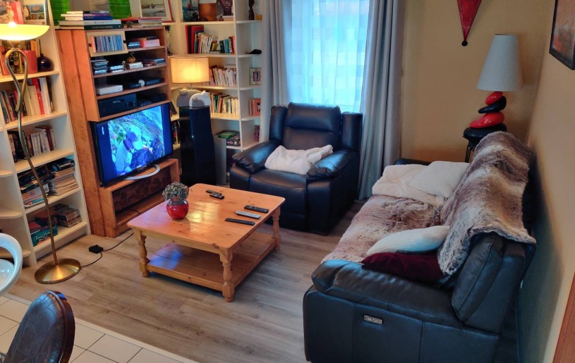 Location de vacances - Villa à Barneville-Carteret - Salon + TV