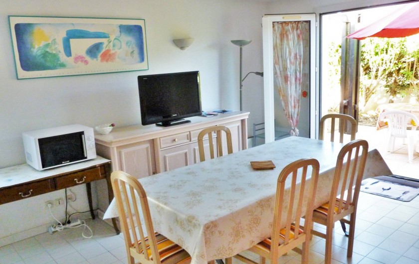 Location de vacances - Maison - Villa à Vic-la-Gardiole - le séjour salle à manger