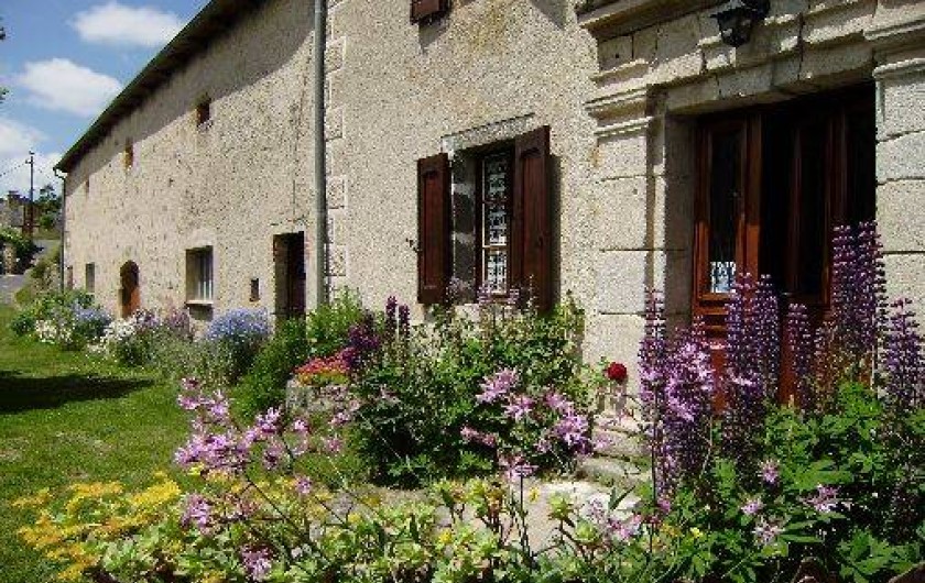 Location de vacances - Gîte à La Panouse - Entrée Grand Gîte