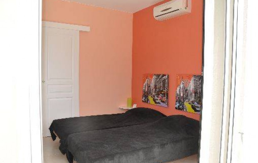 Location de vacances - Villa à Sainte-Lucie de Porto-Vecchio - CHAMBRE REZ DE CHAUSSEE AVEC LIT EN 140