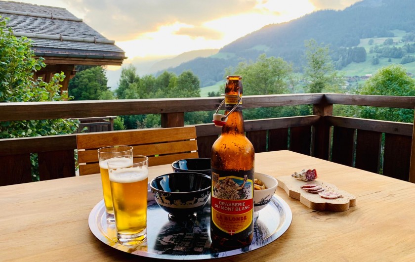 Location de vacances - Chalet à Megève - apéro coucher de soleil sur Mont Charvin : un délice