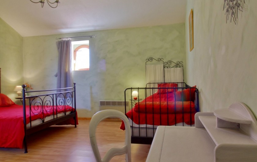 Location de vacances - Gîte à Labatut-Rivière - Chambre  Ayza