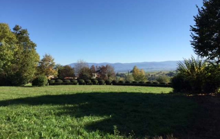 Location de vacances - Appartement à Trézioux - parc