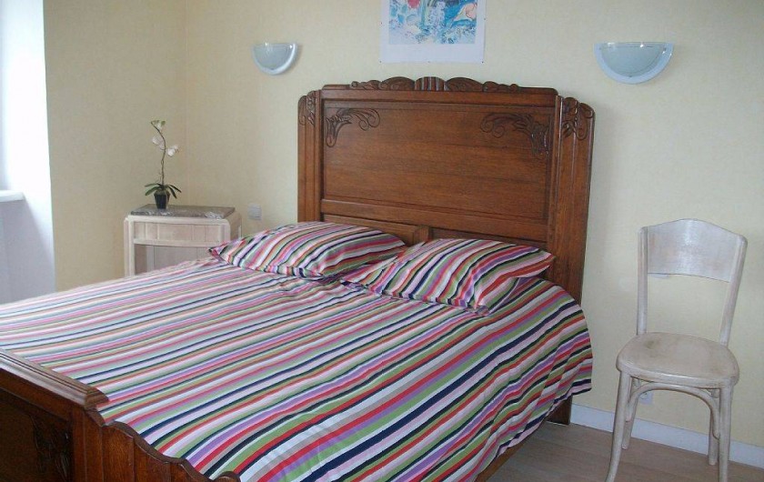 Location de vacances - Gîte à Saint-Pol-de-Léon - Chambre étage