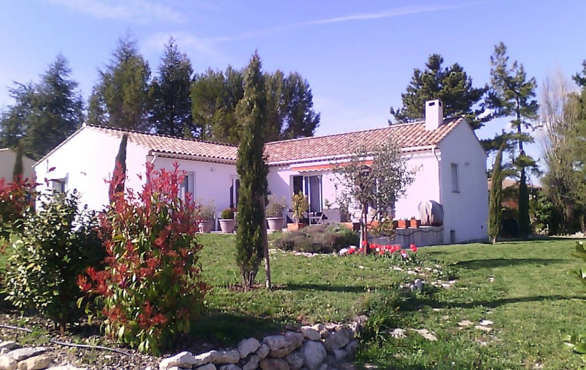 Location de vacances - Villa à Saint-Michel-l'Observatoire - Vue générale de la villa
