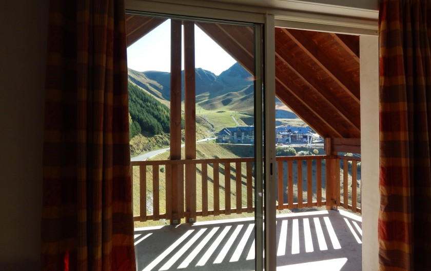 Location de vacances - Appartement à Loudenvielle - Vue de la terrasse de 12 M², l'été.