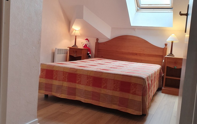 Location de vacances - Appartement à Loudenvielle - La chambre parentale.