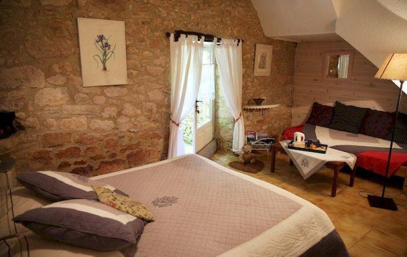 Location de vacances - Chambre d'hôtes à Valojoulx - Chambre IRIS