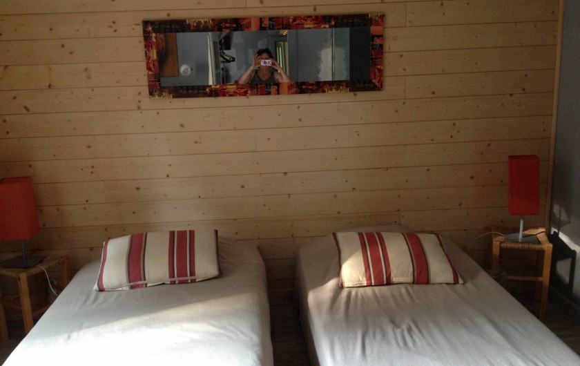 Location de vacances - Gîte à Brouvelieures - Chambre ROUGE partie MAISON