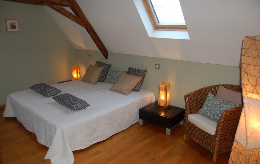 Location de vacances - Gîte à Saint-Médard-d'Excideuil - chambre 6 gîte Les Figuiers