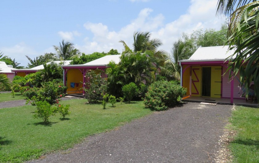 Location de vacances - Gîte à Le Moule - Vue des 3 gîtes de la Kaz à LIline