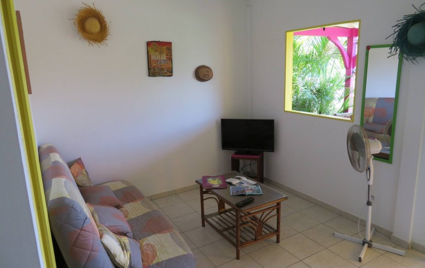 Location de vacances - Gîte à Le Moule - Grand Salon TV bungalow dit "les Saintes"