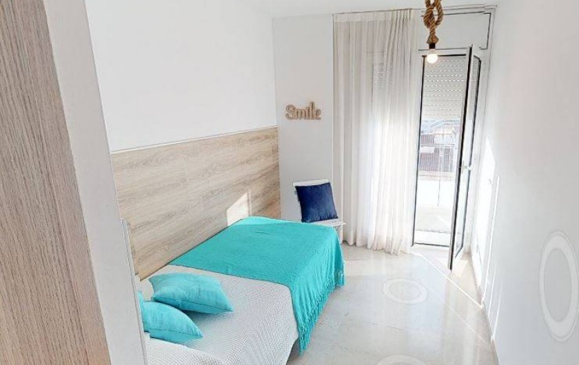 Location de vacances - Appartement à Sant Antoni de Calonge - chambre individuelle avec sortie directe au balcón-terrasse