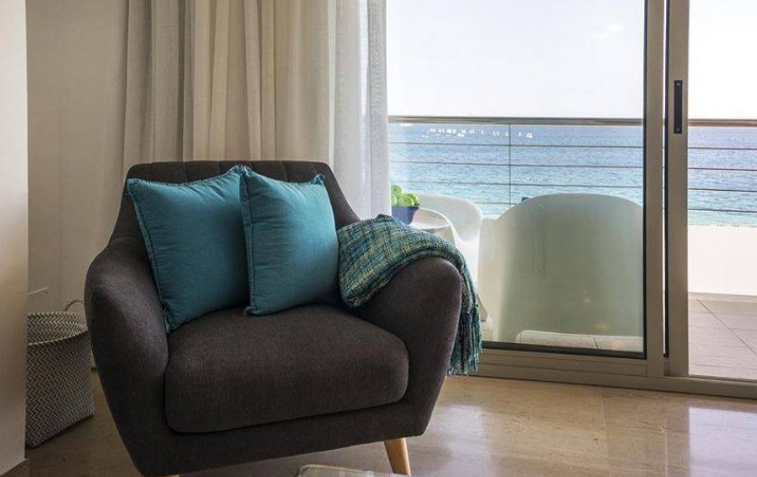 Location de vacances - Appartement à Sant Antoni de Calonge - coin relax au séjour...
