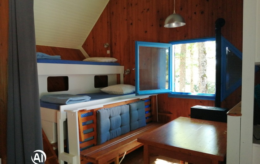 Location de vacances - Chalet à Champagnat - 3 lits 80 dont 1 escamotable dans chalet ''confort'' pour 4/5 personnes