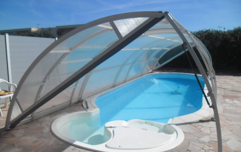 Location de vacances - Appartement à Six-Fours-les-Plages - PISCINE 7.50 SUR 3