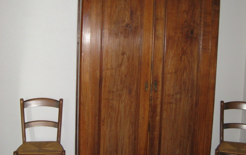 Location de vacances - Chalet à Morcenx Bourg - armoire penderie