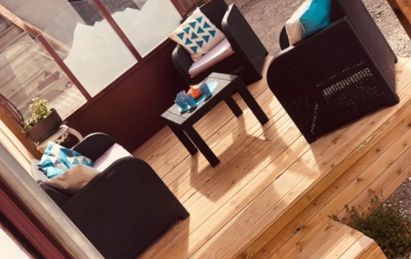 Location de vacances - Appartement à Chauvet - Salon de jardin privatif