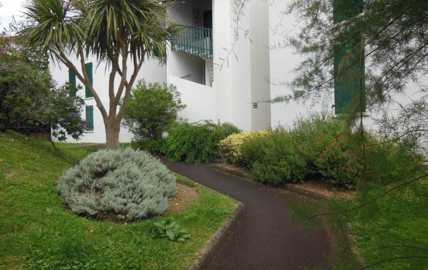 Location de vacances - Appartement à Bidart - Coté accès immeuble
