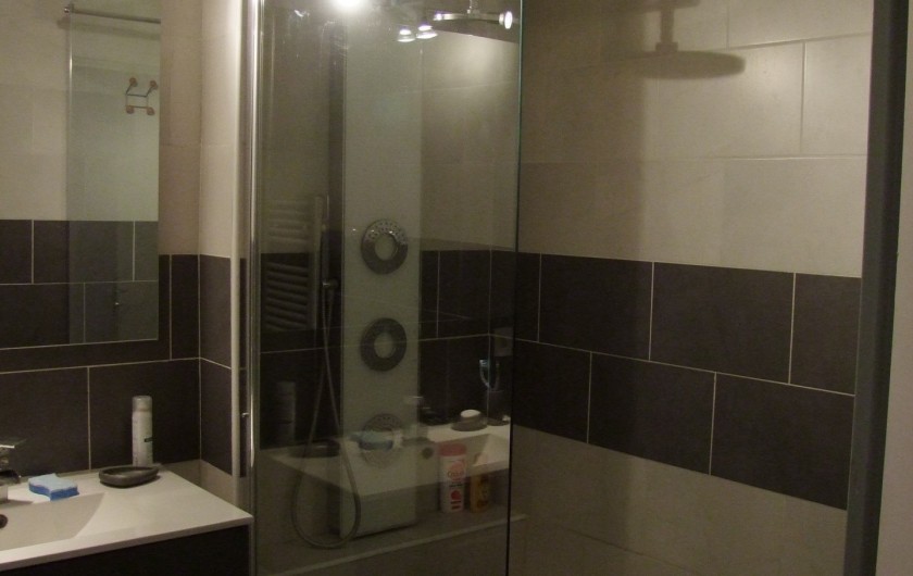 Location de vacances - Appartement à Sète - Salle de bains
