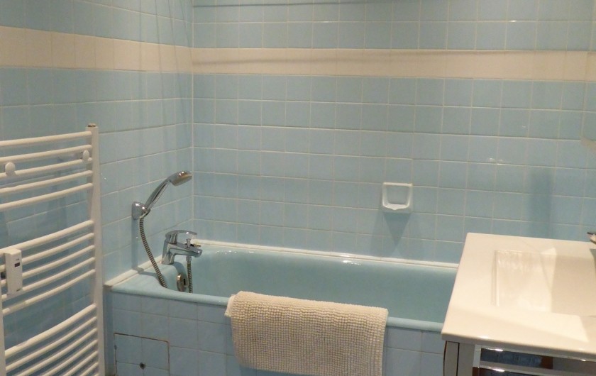 Location de vacances - Appartement à Lans-en-Vercors - Coté Prairie salle de bains