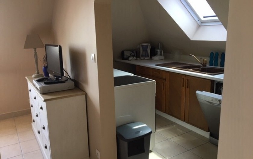 Location de vacances - Appartement à Merville-Franceville-Plage - Studio cuisine