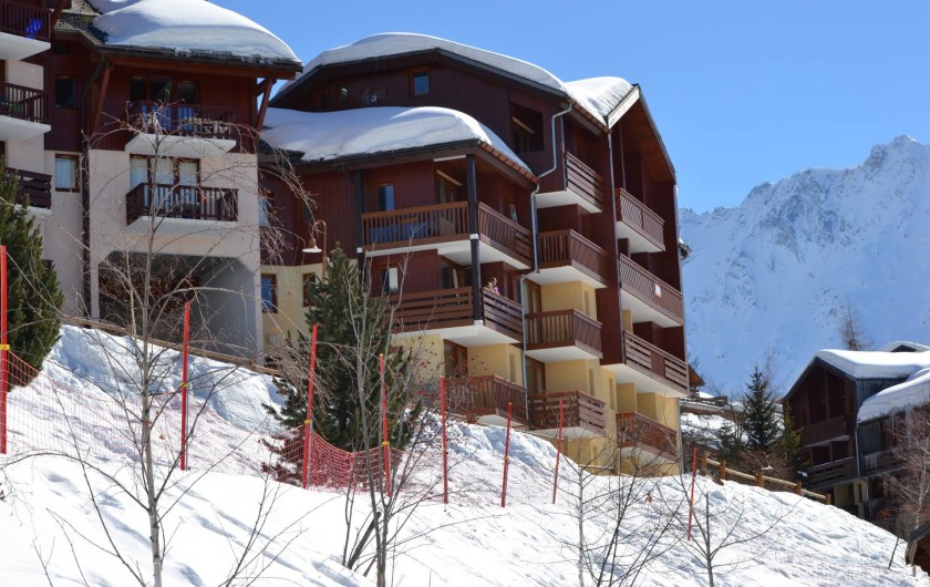 Location de vacances - Appartement à Vallandry - balcon au centre de la photo