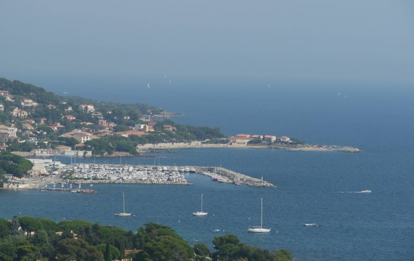 Location de vacances - Appartement à Roquebrune-sur-Argens - Corniche des  Issambres son port, ses calanques ses plages