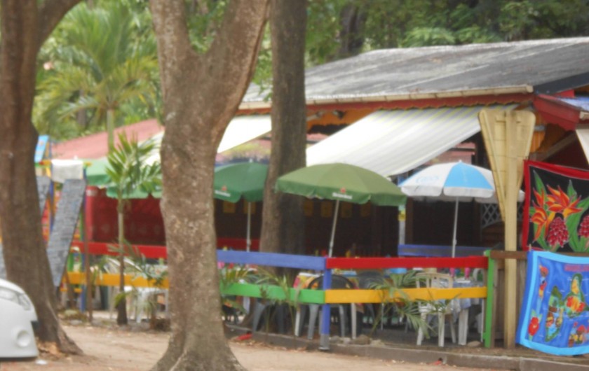 les restaurants sur la plage de Grand-Anse à Deshaies