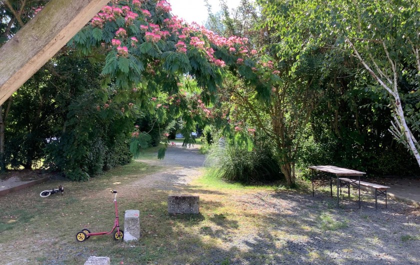Location de vacances - Camping à Luçon - Entrée allée camping