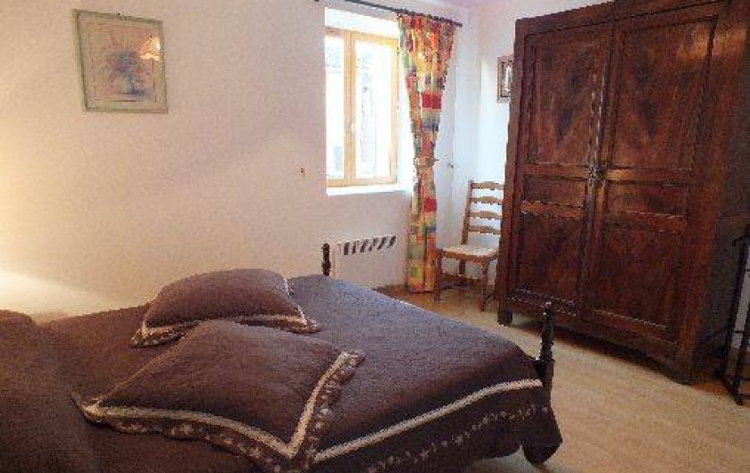 Location de vacances - Gîte à Thénac - Chambre 2 RDC, lit en 160