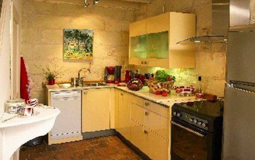 Location de vacances - Villa à Berthenay - Fully équipe kitchen Cuisine neuve aménagée