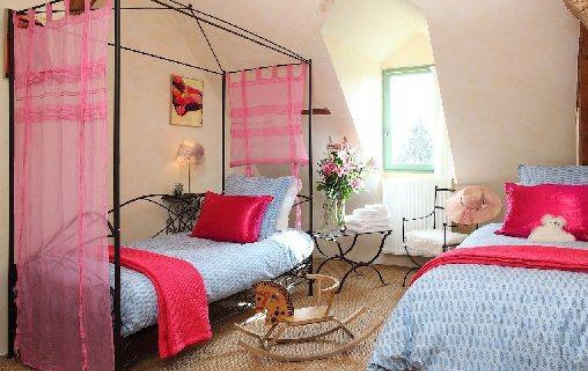 Location de vacances - Villa à Berthenay - Green bedroom Chambre verte : 2 lits single